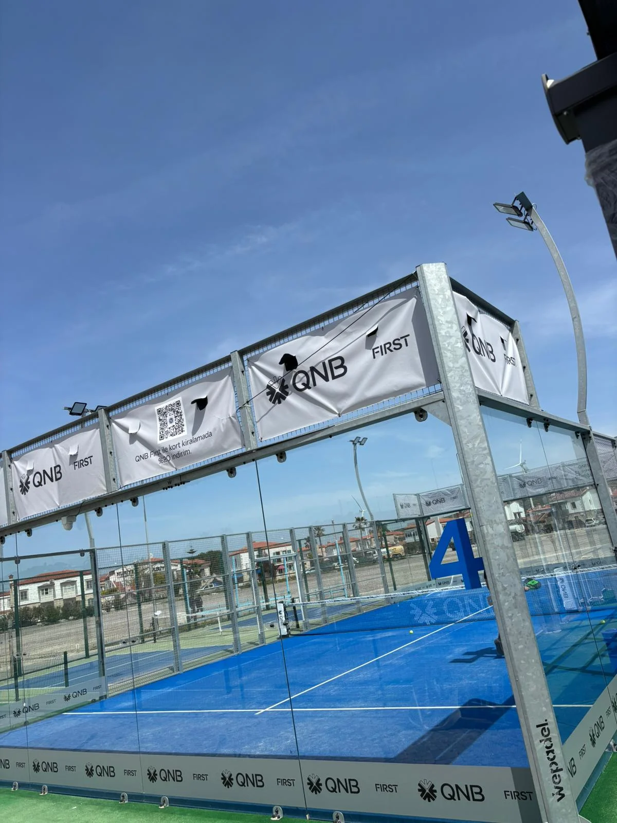 Alaçatı Padel Club padel kortu