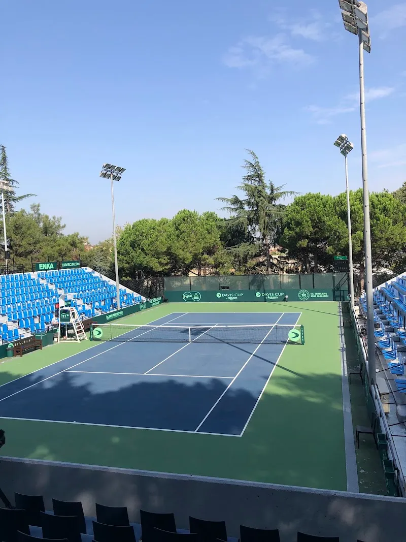 ENKA Spor Kulübü padel kortu
