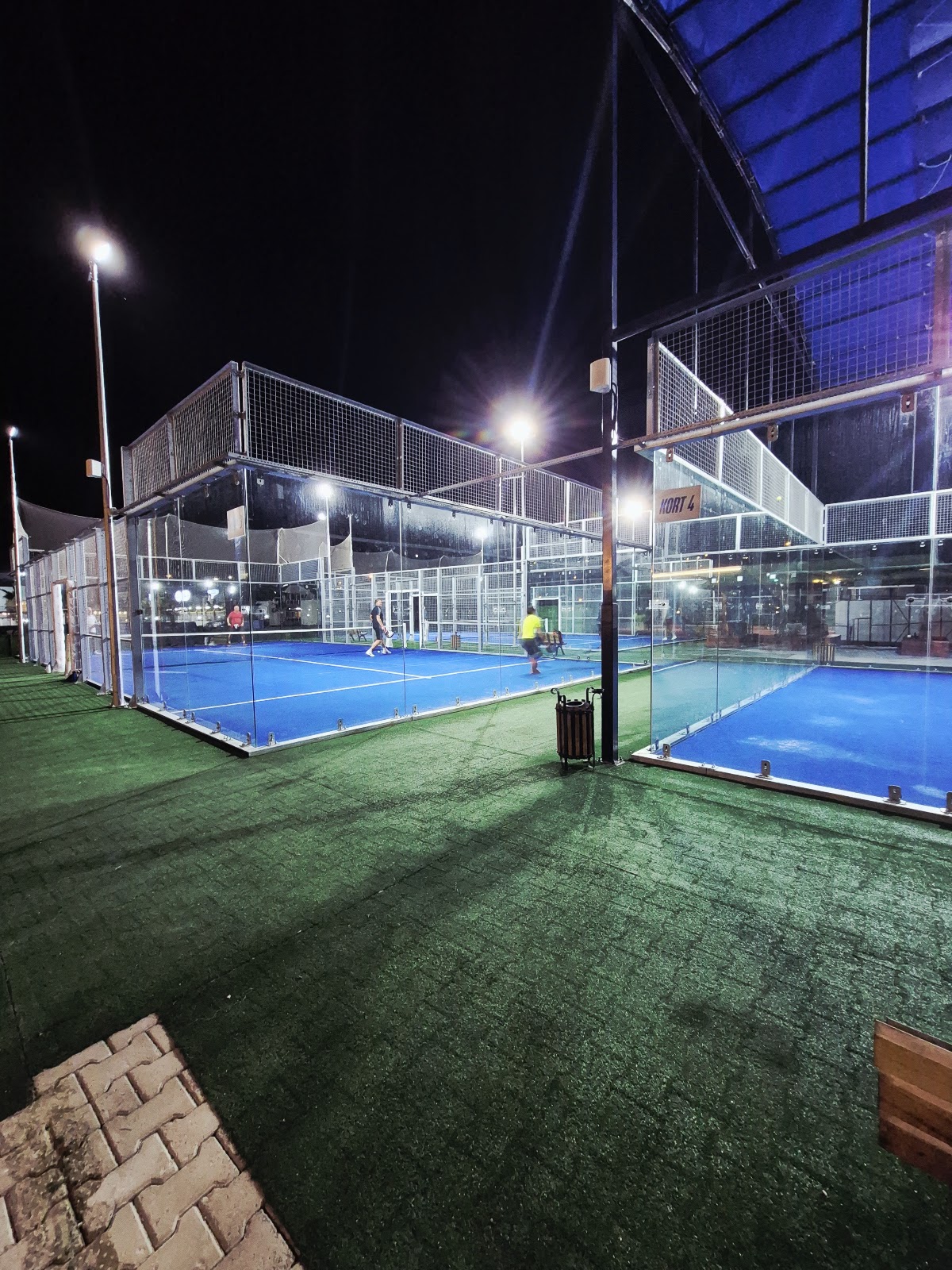 Mavi Ege Padel padel kortu