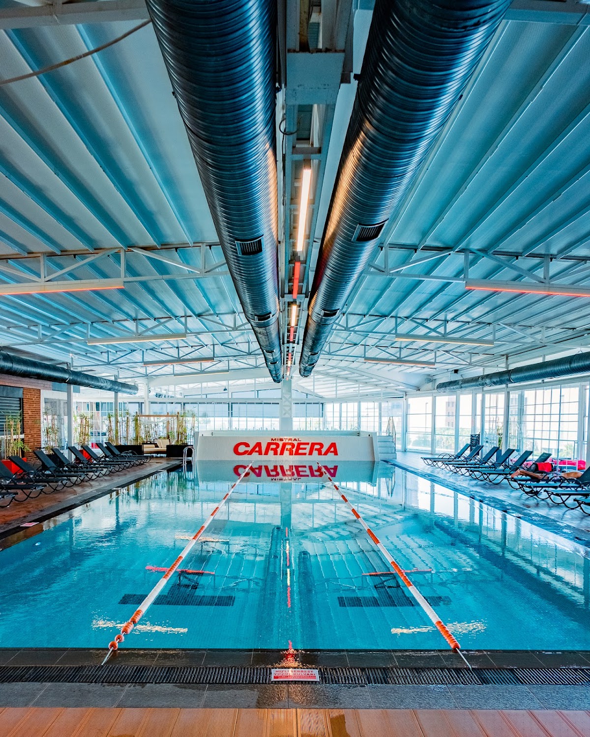 Mistral Carrera padel kortu