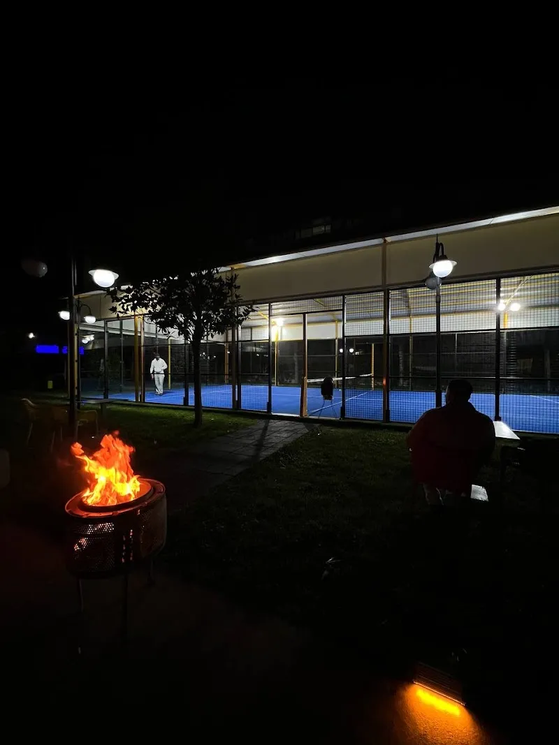 Modern Padel padel kortu