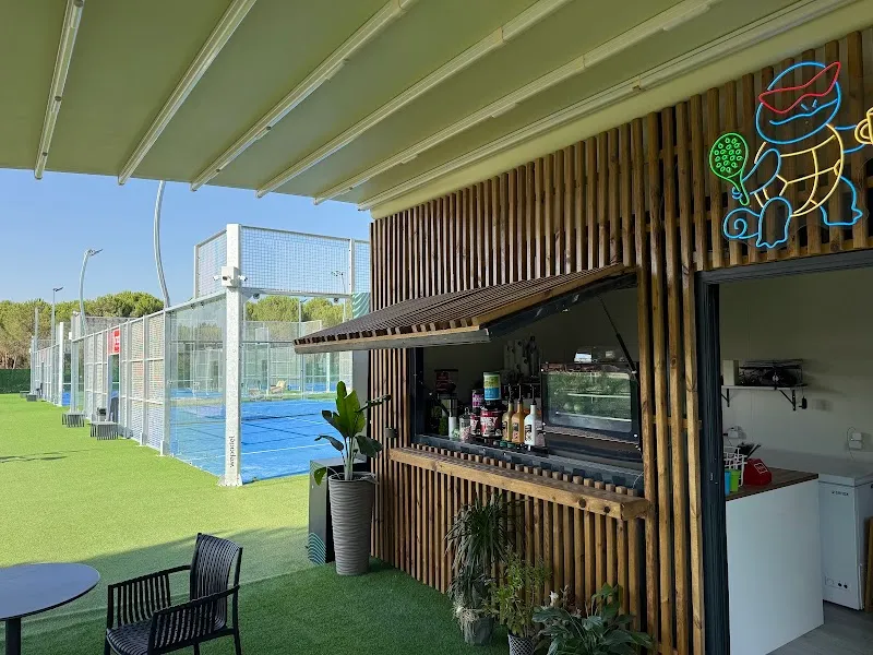 PINE PADEL CLUB padel kortu