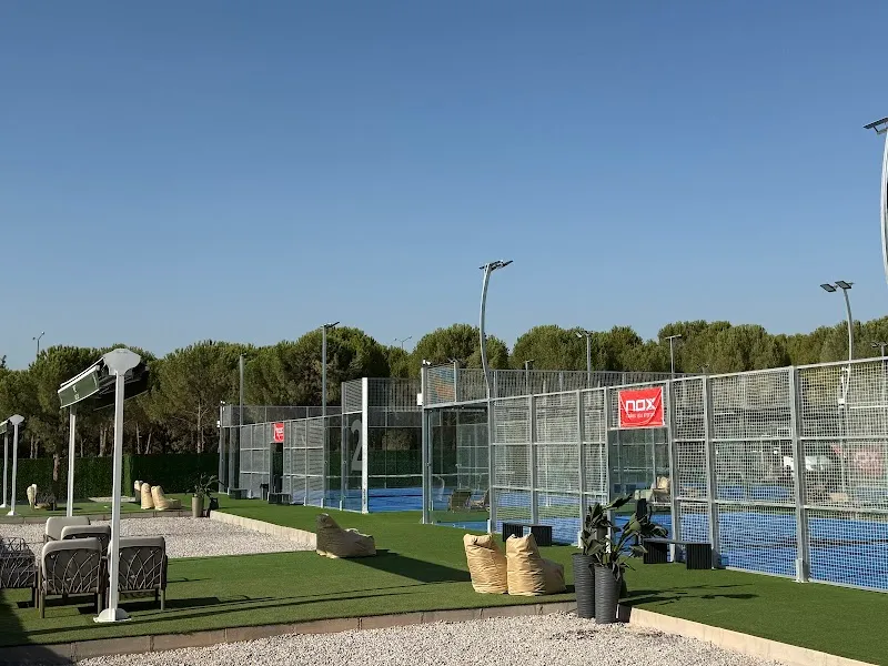 PINE PADEL CLUB