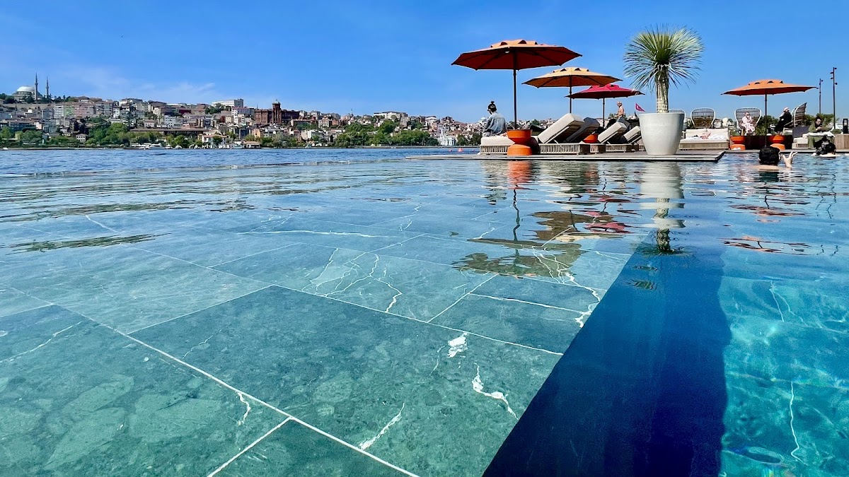 Rixos Tersane İstanbul padel kortu